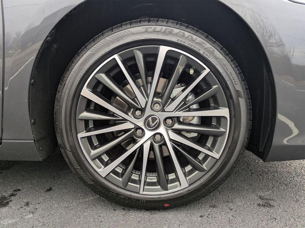 new 2025 Lexus ES 350 car, priced at $48,684