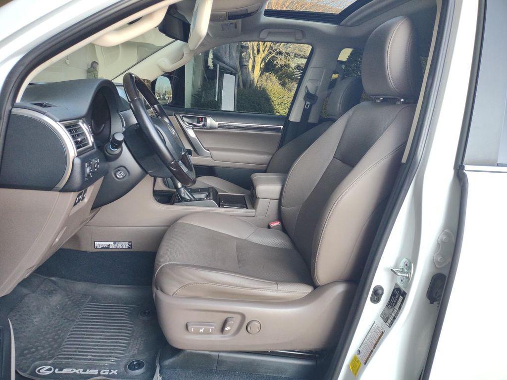 used 2023 Lexus GX 460 car, priced at $54,895