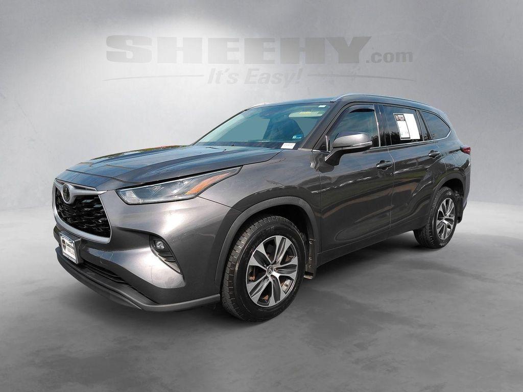 used 2021 Toyota Highlander car, priced at $30,993