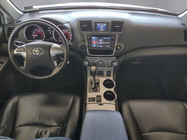 used 2013 Toyota Highlander car, priced at $14,855