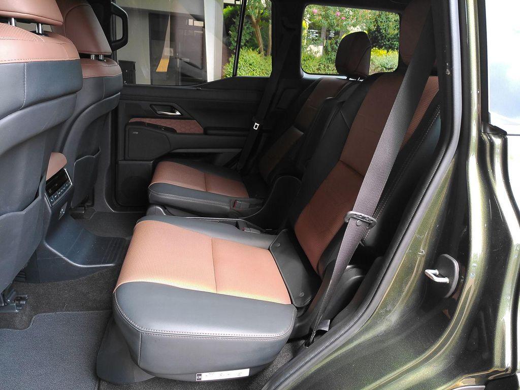 used 2024 Lexus GX 550 car, priced at $86,892