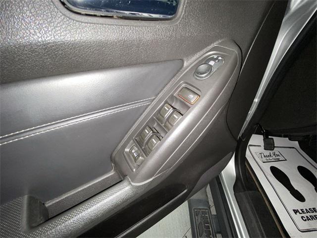 used 2010 Hummer H3T car, priced at $19,988