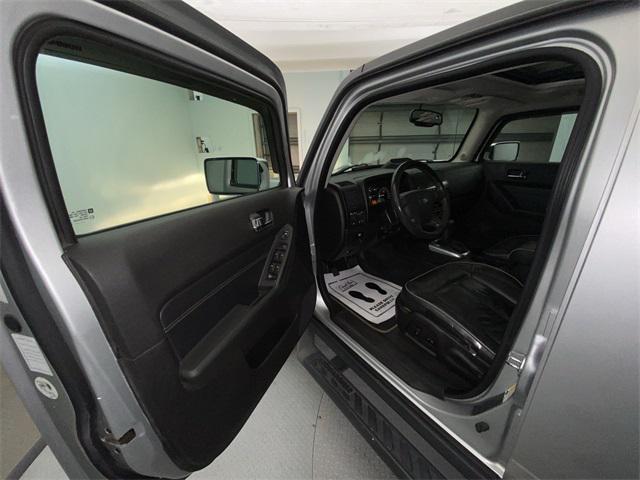 used 2010 Hummer H3T car, priced at $19,988