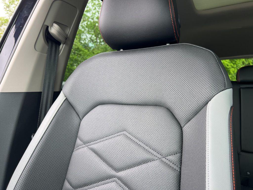 new 2025 Volkswagen Atlas car, priced at $49,646