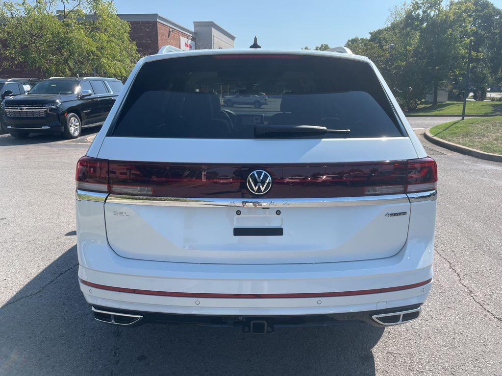 new 2026 Volkswagen Atlas car, priced at $58,402