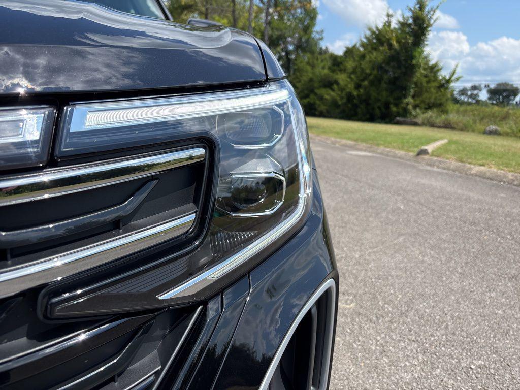 new 2026 Volkswagen Atlas car, priced at $50,682