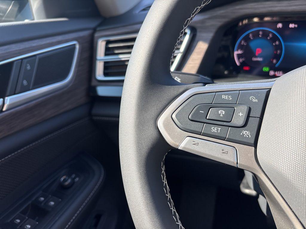 new 2026 Volkswagen Atlas car, priced at $52,242