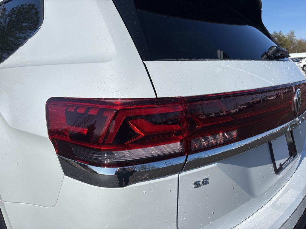 new 2026 Volkswagen Atlas car, priced at $49,348