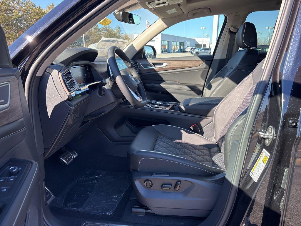 new 2026 Volkswagen Atlas car, priced at $57,303