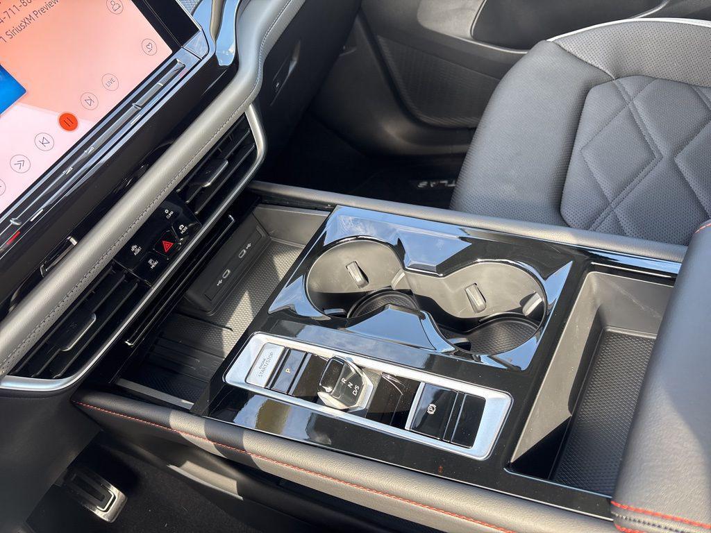 new 2026 Volkswagen Atlas car, priced at $51,137