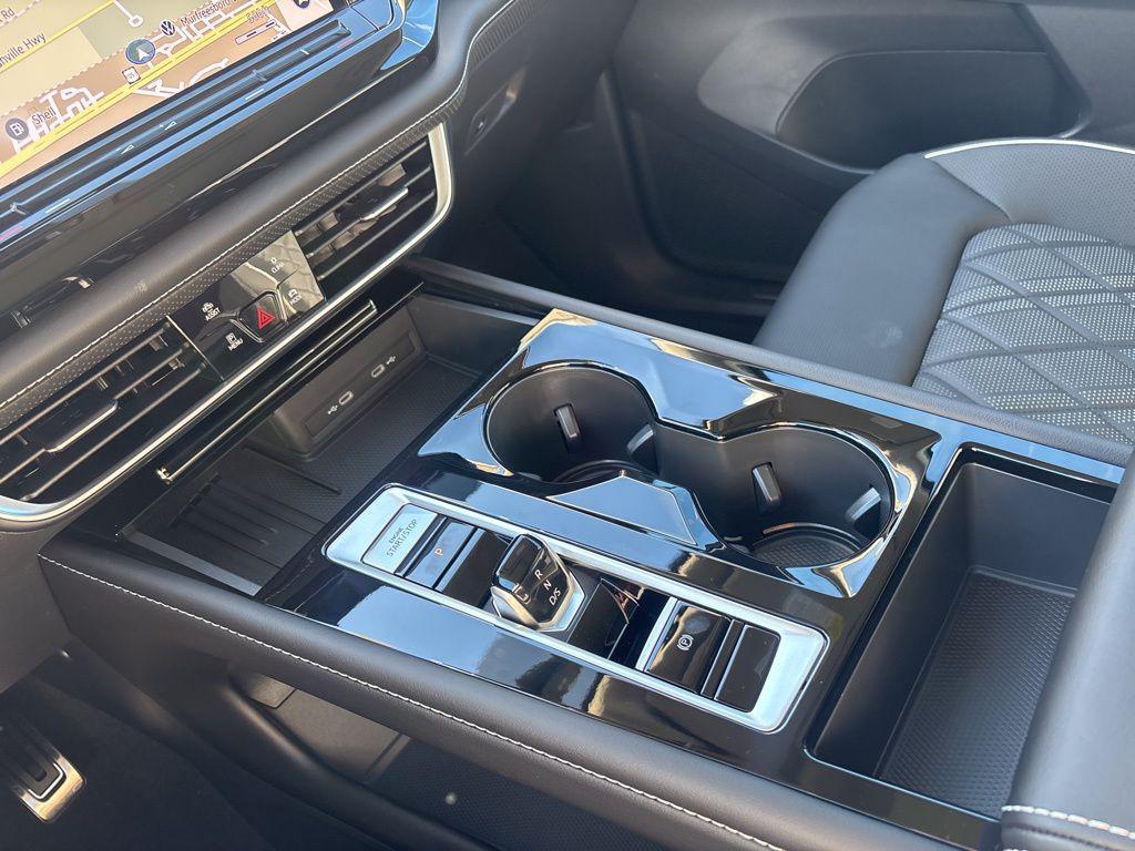 new 2026 Volkswagen Atlas car, priced at $56,889