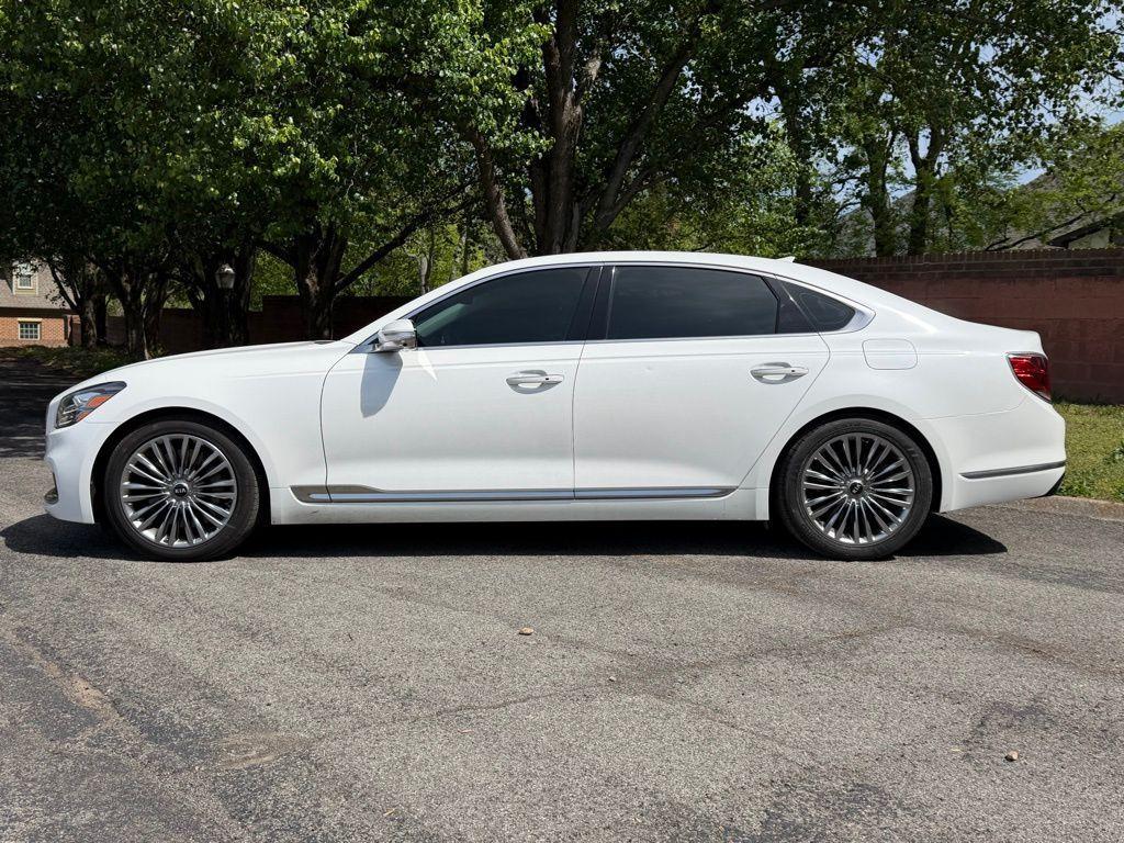 used 2020 Kia K900 car, priced at $32,399
