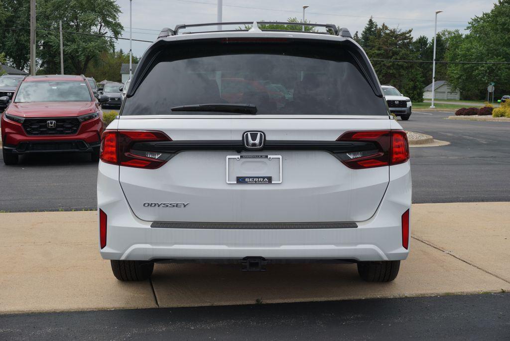 new 2026 Honda Odyssey car, priced at $43,860
