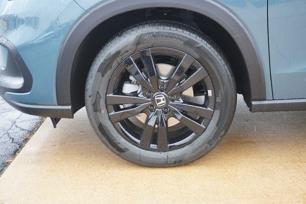 new 2026 Honda HR-V car, priced at $30,683