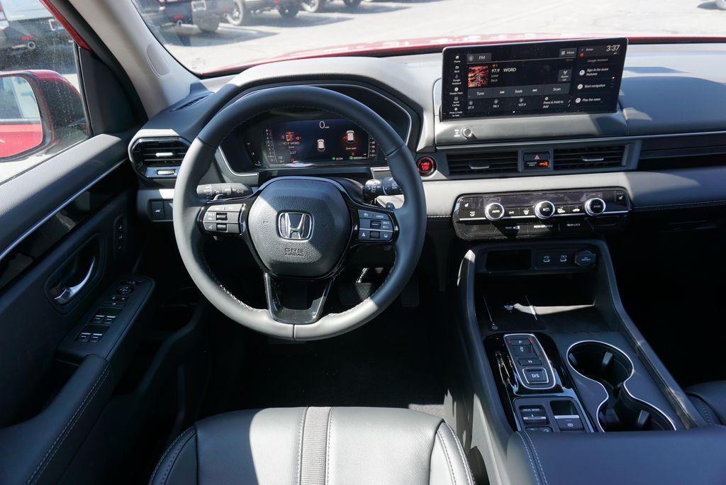 new 2026 Honda Pilot car, priced at $47,545