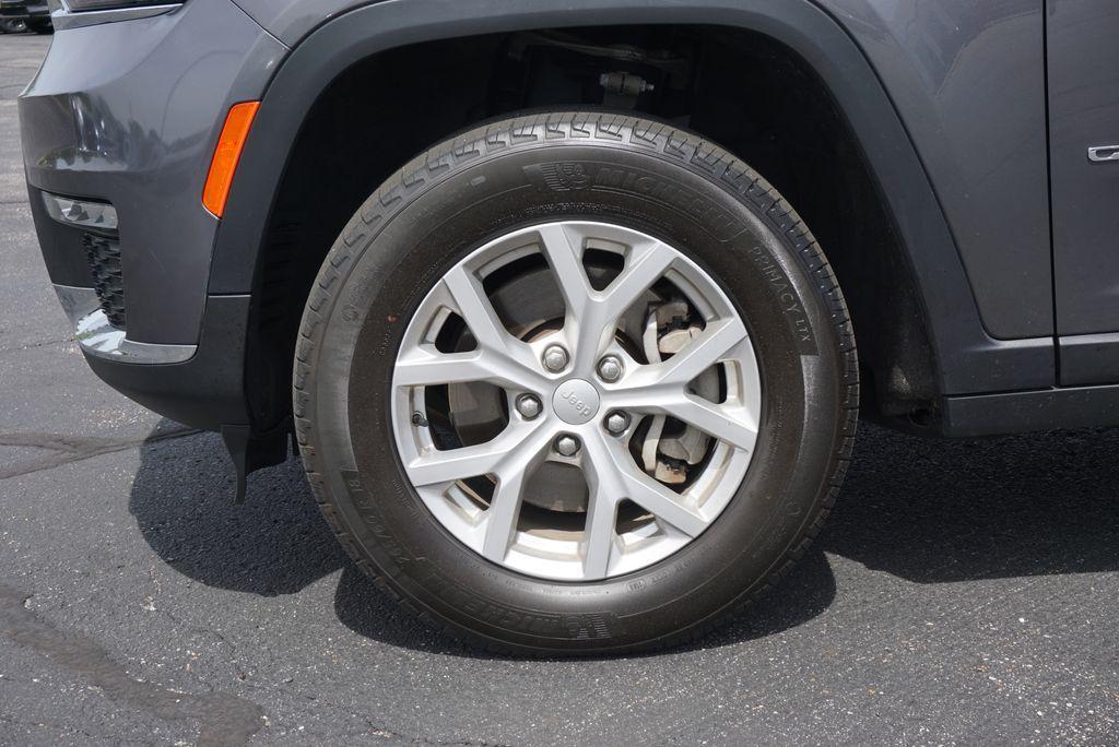 used 2023 Jeep Grand Cherokee L car, priced at $33,500