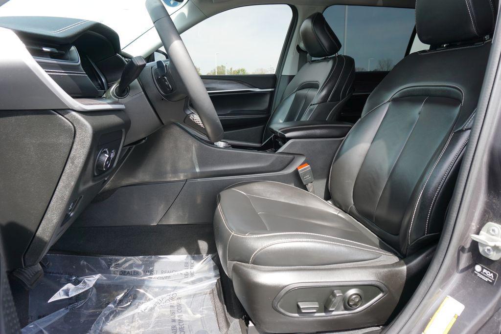 used 2023 Jeep Grand Cherokee L car, priced at $33,500