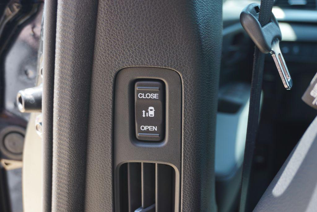 new 2026 Honda Odyssey car, priced at $42,237