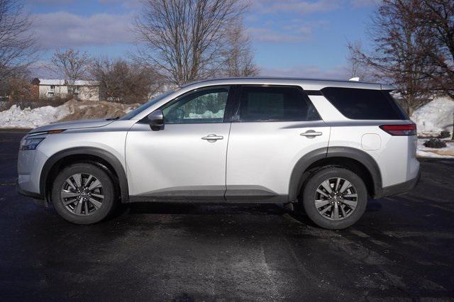 used 2022 Nissan Pathfinder car, priced at $24,990