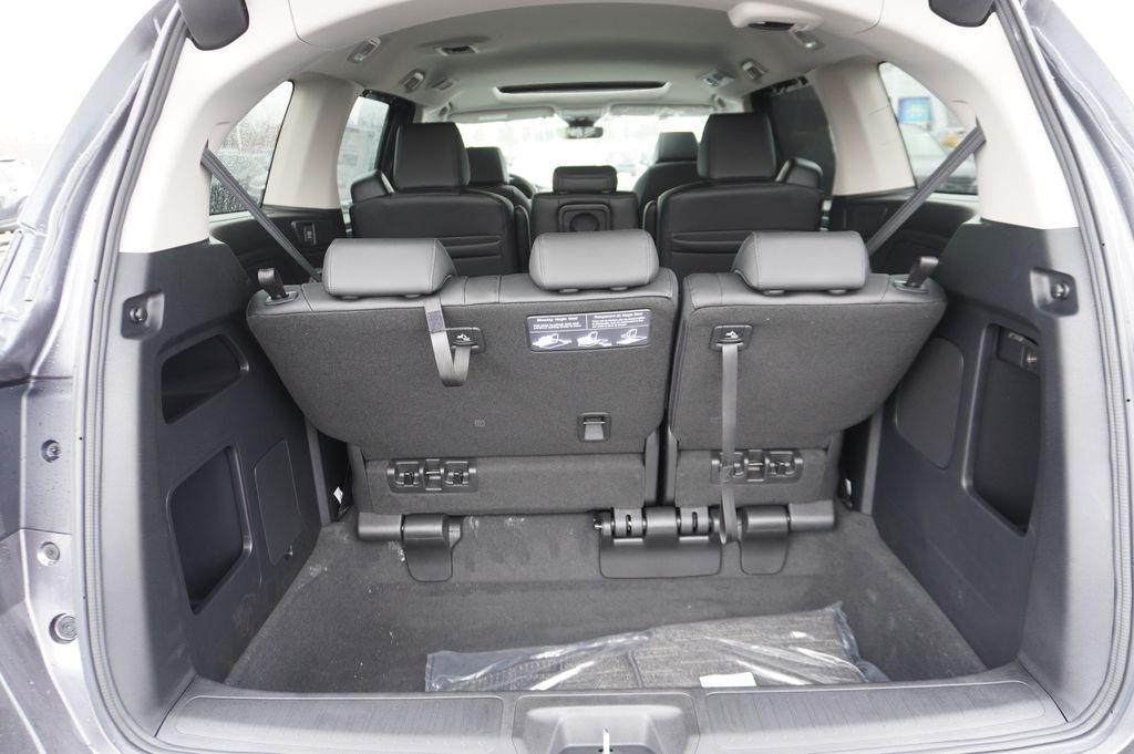 new 2026 Honda Odyssey car, priced at $43,695