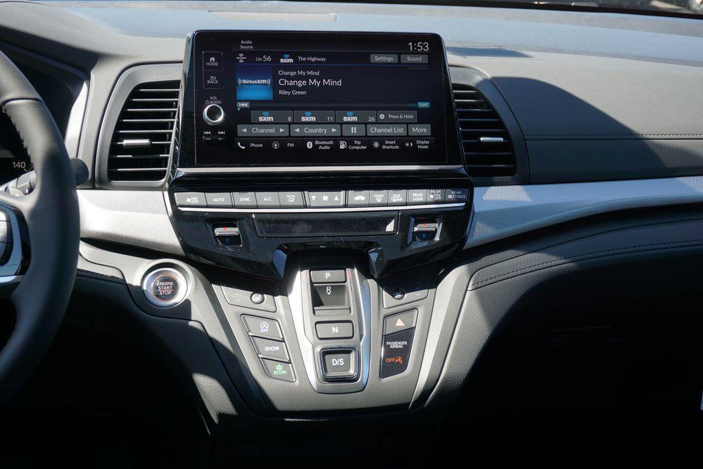 new 2026 Honda Odyssey car, priced at $44,195