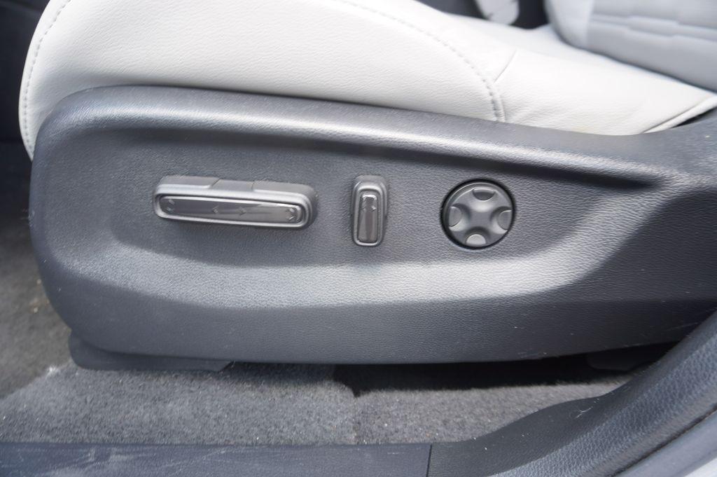 used 2022 Honda CR-V car, priced at $25,990