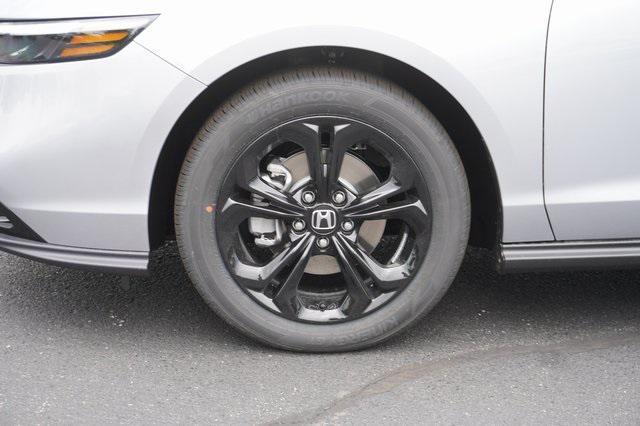 new 2025 Honda Accord car, priced at $30,374
