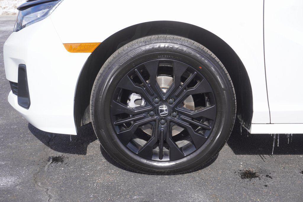 new 2026 Honda Odyssey car, priced at $43,695