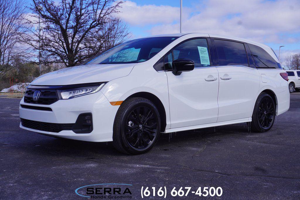 new 2026 Honda Odyssey car, priced at $43,695