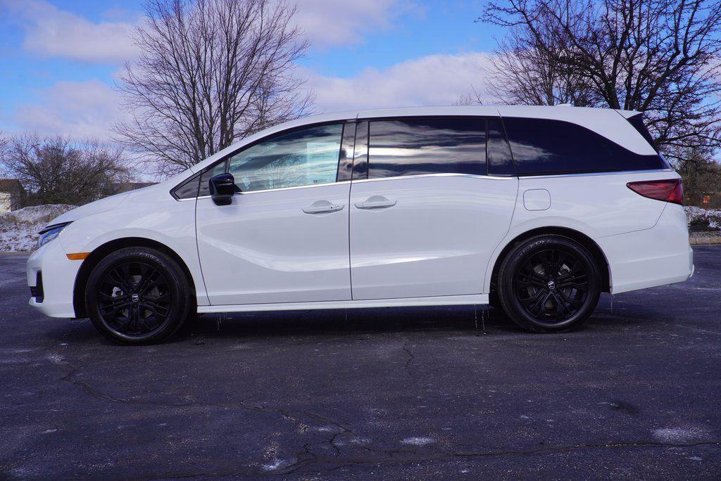 new 2026 Honda Odyssey car, priced at $43,695