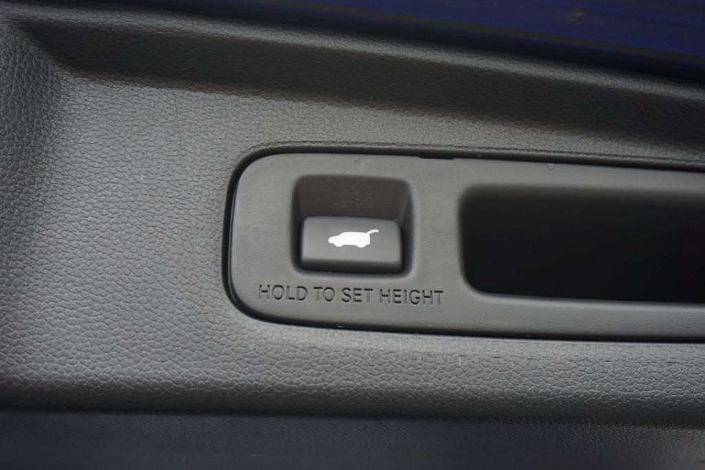 used 2023 Honda CR-V Hybrid car, priced at $28,294