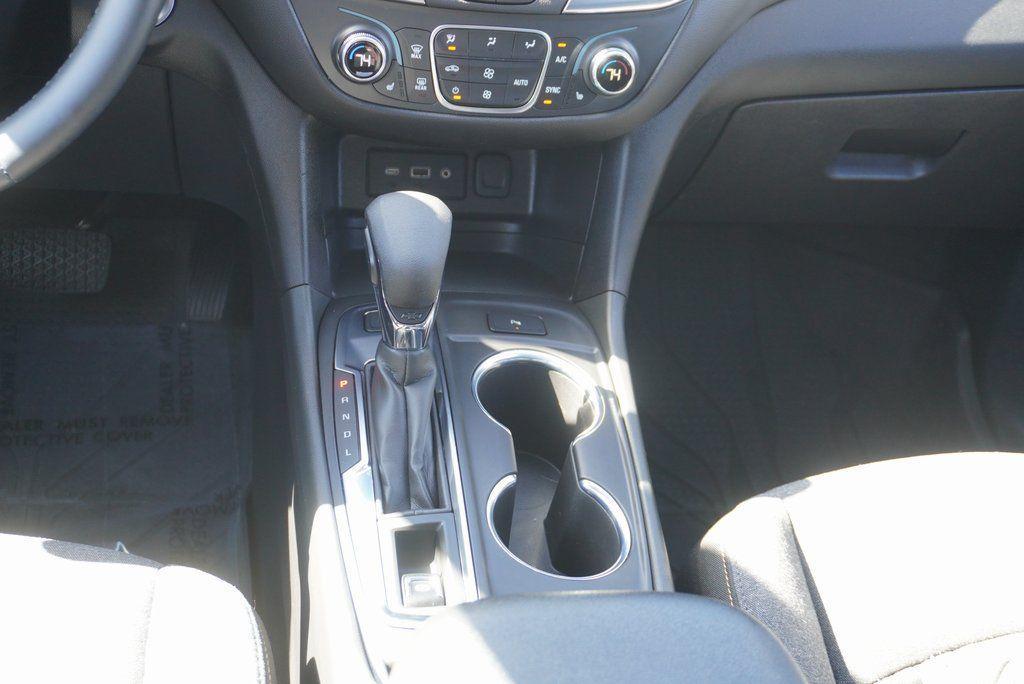 used 2023 Chevrolet Equinox car, priced at $21,999