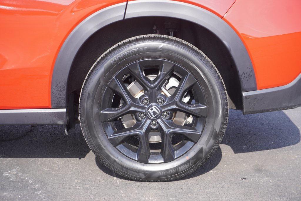 used 2025 Honda HR-V car, priced at $27,600