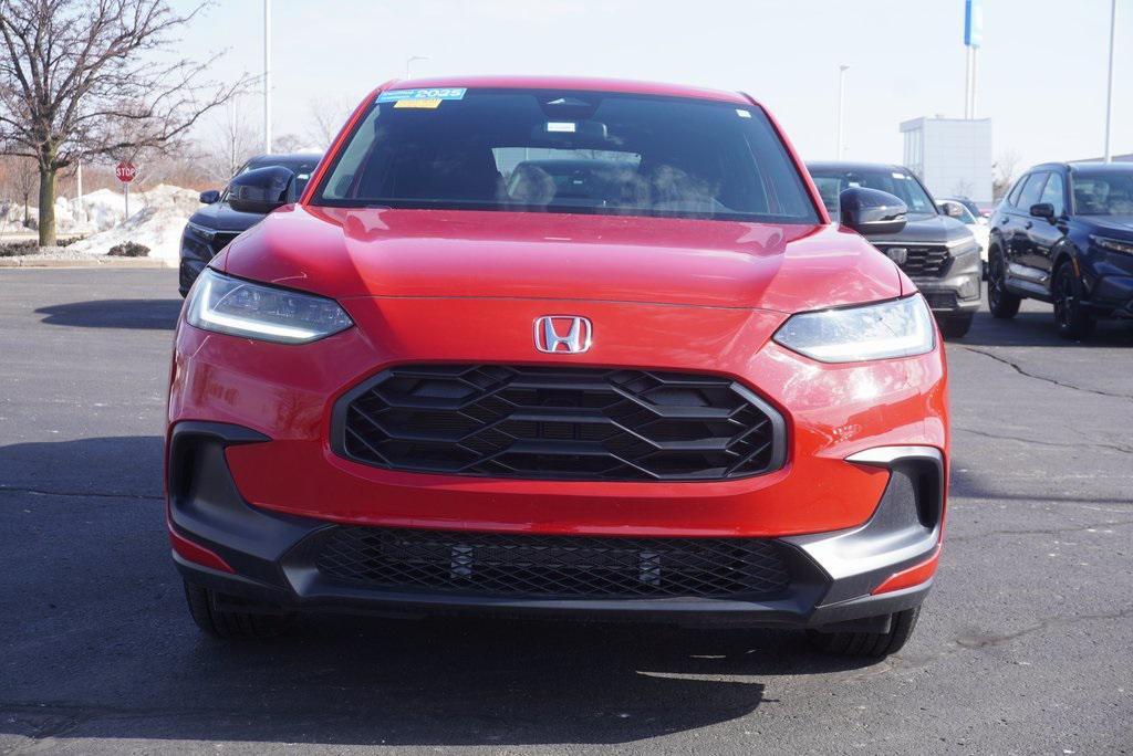 used 2025 Honda HR-V car, priced at $27,600