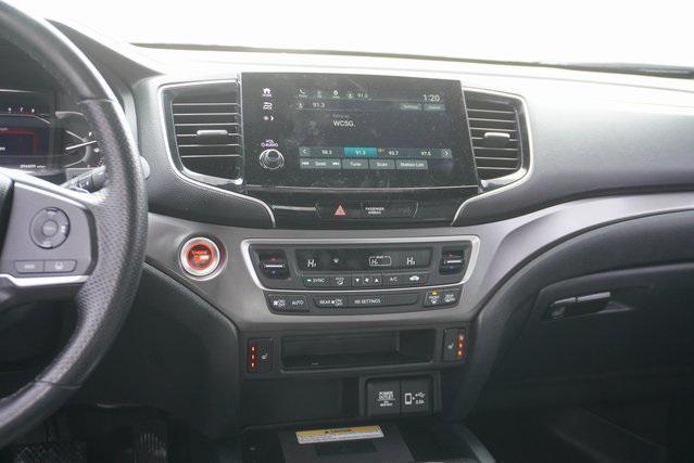 used 2023 Honda Passport car, priced at $27,600