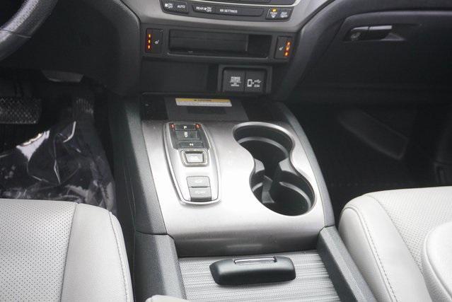 used 2023 Honda Passport car, priced at $27,600