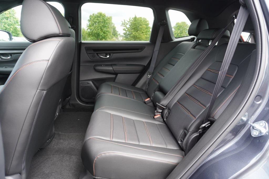 new 2026 Honda CR-V Hybrid car, priced at $40,175