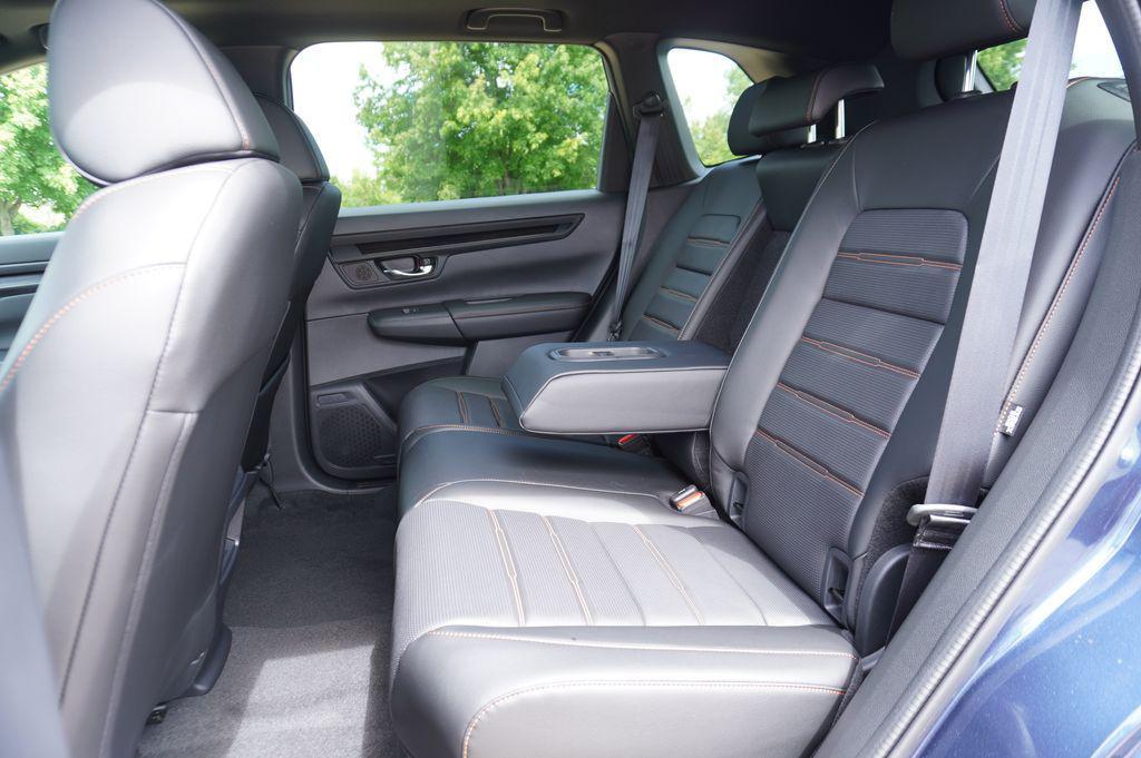 new 2026 Honda CR-V Hybrid car, priced at $40,675