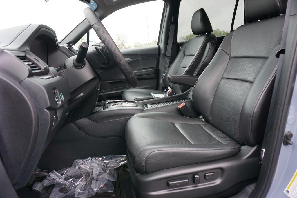 used 2023 Honda Passport car, priced at $32,990