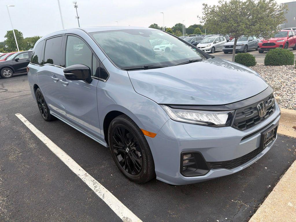 used 2025 Honda Odyssey car, priced at $40,281