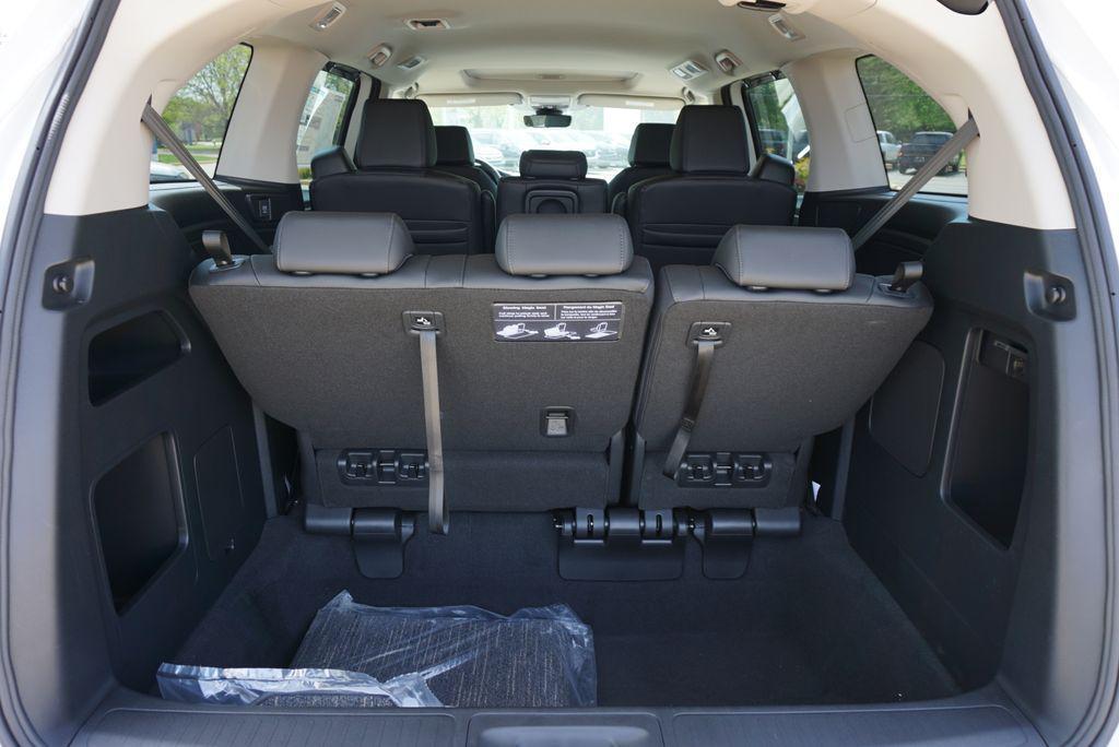 new 2026 Honda Odyssey car, priced at $42,664