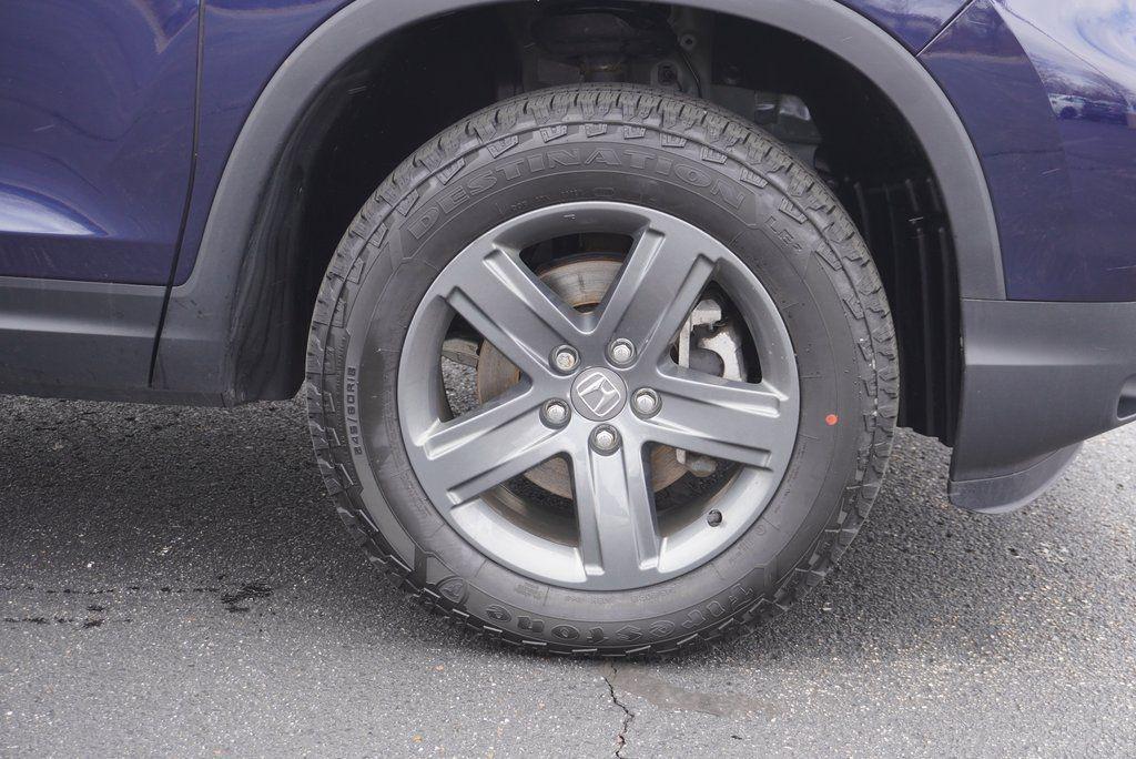 used 2023 Honda Ridgeline car, priced at $32,700