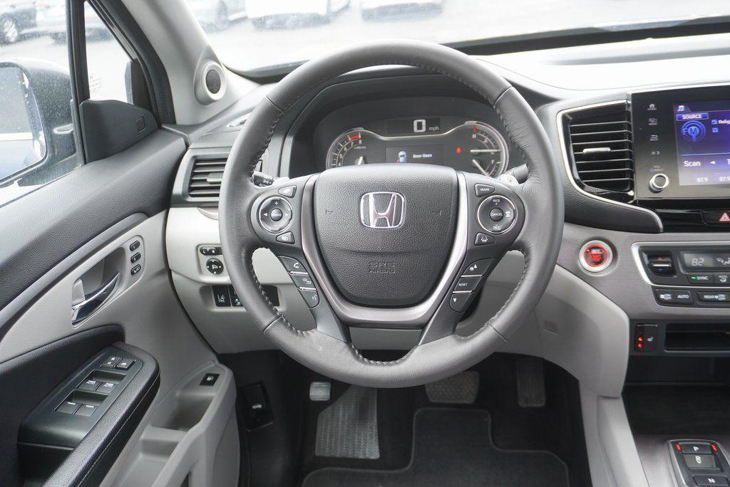 used 2023 Honda Ridgeline car, priced at $32,700