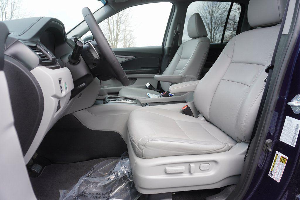 used 2023 Honda Ridgeline car, priced at $32,700