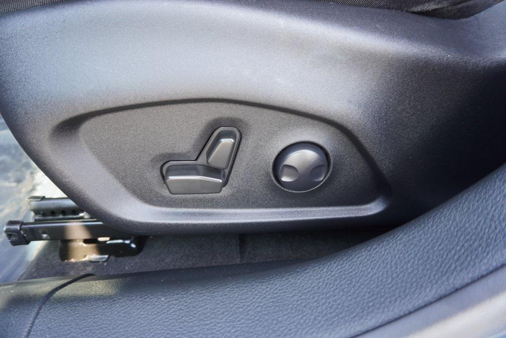 used 2022 Jeep Compass car, priced at $21,577