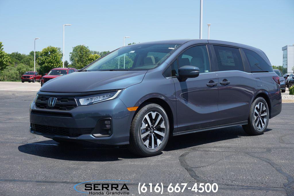 new 2026 Honda Odyssey car, priced at $42,237