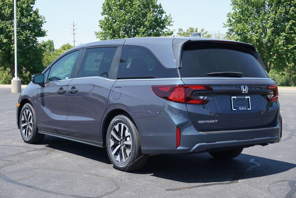new 2026 Honda Odyssey car, priced at $42,237