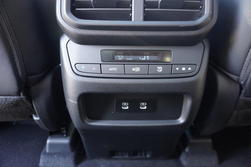 new 2026 Honda Pilot car, priced at $52,295