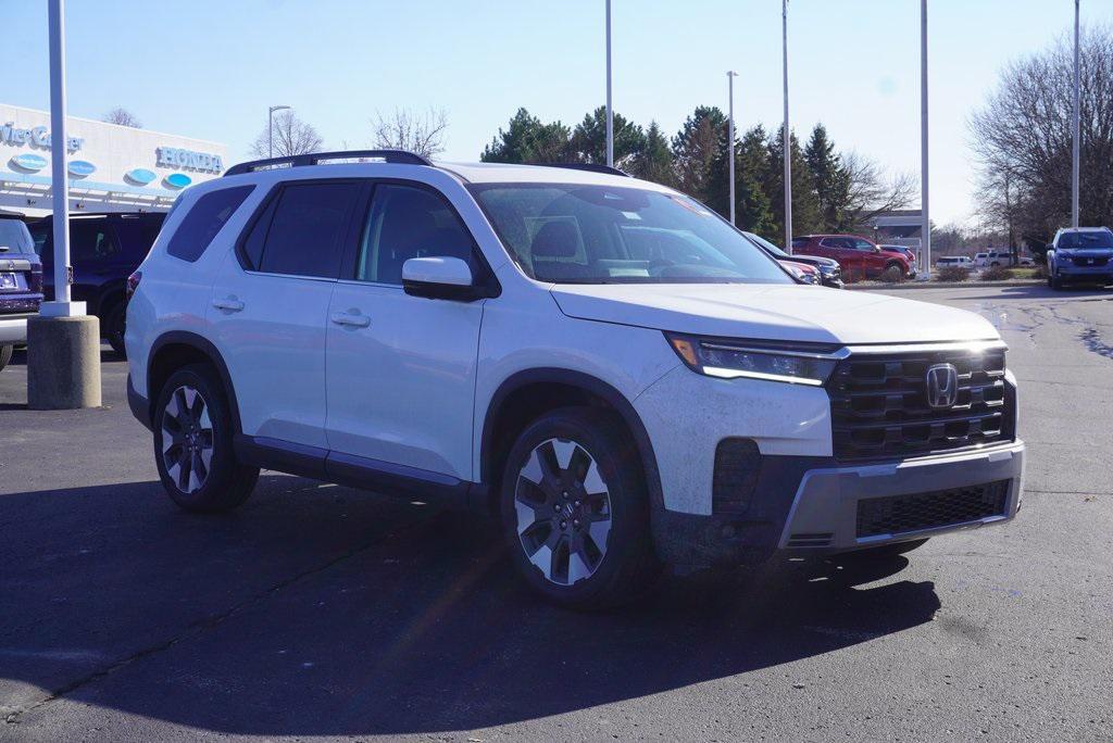 new 2026 Honda Pilot car, priced at $52,295