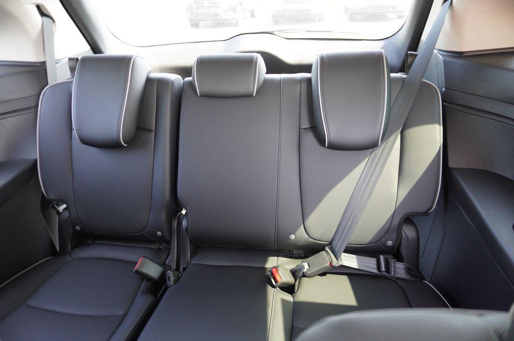 new 2026 Honda Odyssey car, priced at $46,379